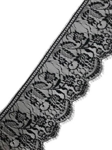 0065А Кружево шантильи с ресничками шир.18см цв.черный(в упак.30м)