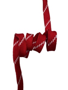 Шнур плоский полиэстер 12мм цв.красный-белый(в рул.100м,мешок №7)