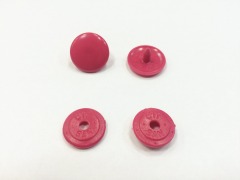 Кнопка пластиковая 15мм цв.малина(в упак.500шт)