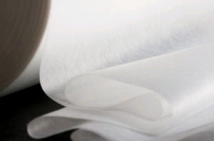 Т530 Флизелин клеевой точечный 30г/м 90см цв.белый(в рул.100м)