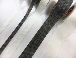 Лента нитепрошивная клеевая для кожи 50мм цв.серый(в рул.15м,в упак.6рул.)