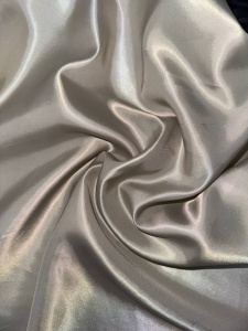 1008 Ткань подкладочная вискозная однотонная 210Т 150см цв.бежевый(в рул.100м)