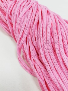 134 Шнур круглый полиэфирный 4мм цв.св.розовый(в рул.100м)