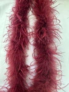 Боа из перьев страуса цв.бордовый(в упак.1,8м)  